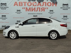 Kia Rio 6-speed 2015