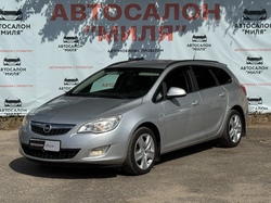 Opel Astra 2012