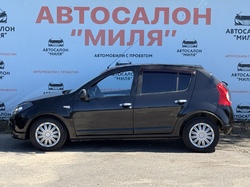 Renault Sandero 2011