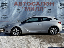 Opel Astra 2012