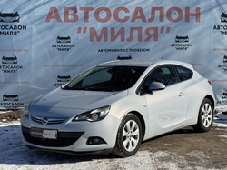 Opel Astra 2012