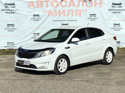 Kia Rio 6-speed 2015