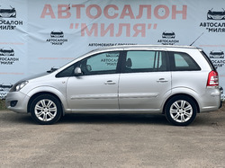 Opel Zafira 2012