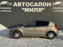 Renault Sandero 2011 