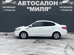 Kia Rio 6-speed 2015